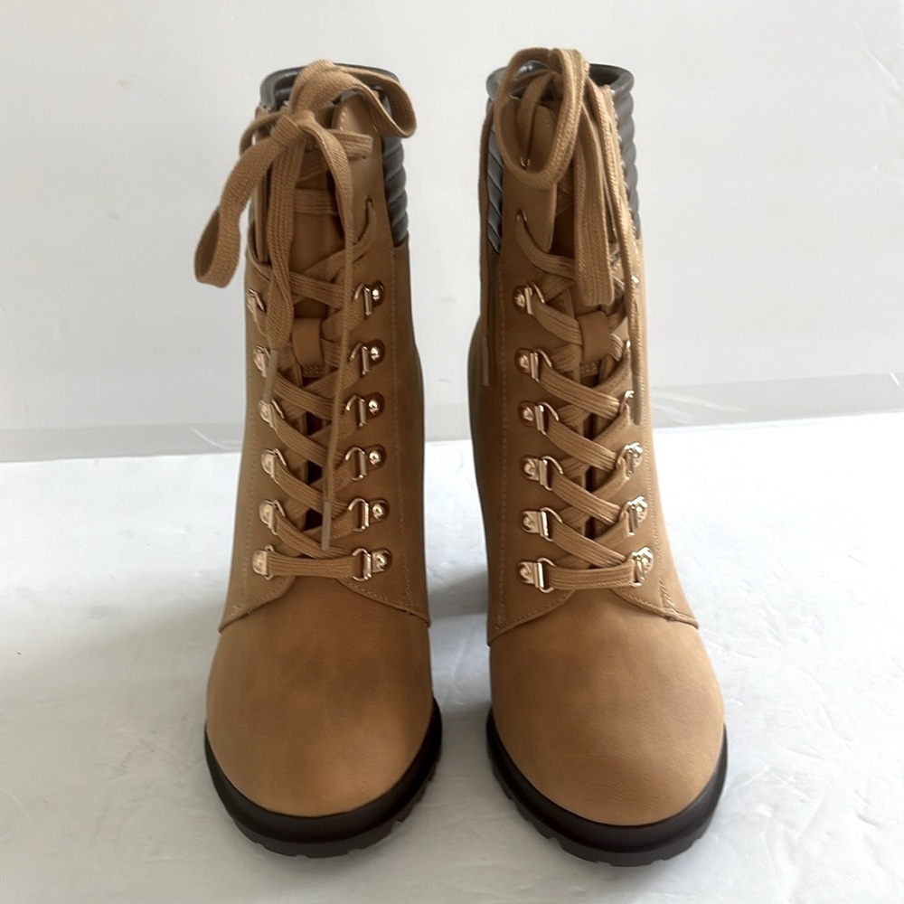 JUST FAB Shandee Tan Ankle Lace Up Block Heel Boots Chelsea Shoes Size 7 Wide - Picture 8 of 11
